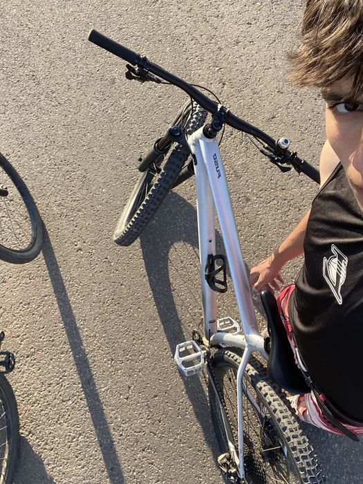 Vand sau schimb cu trotineta electrica sau telefon