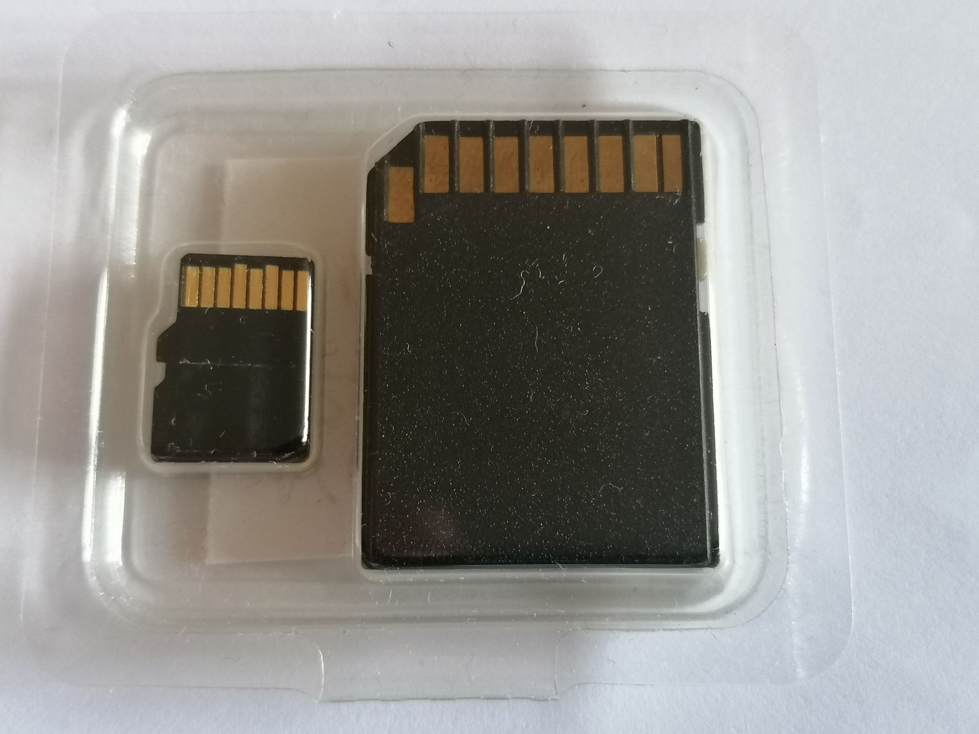 Carduri micro sd Kingston și adata