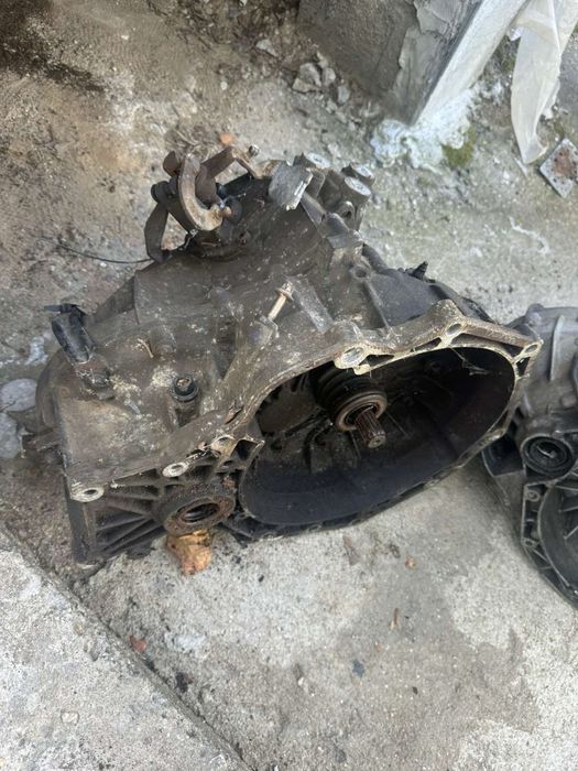 Скоростни кутии за опел 2.0 82 к.с и 101 к.с 5 степенни