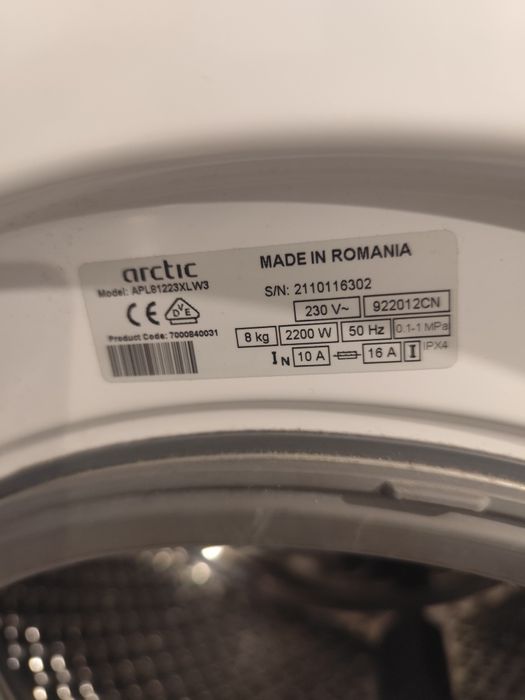 Mașină de spălat arctic 8kg , ca nouă