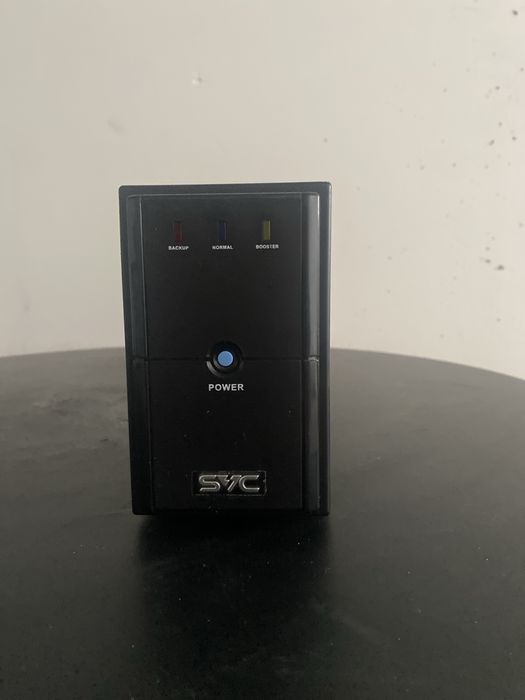 Источник бесперебойного питания SVC L800