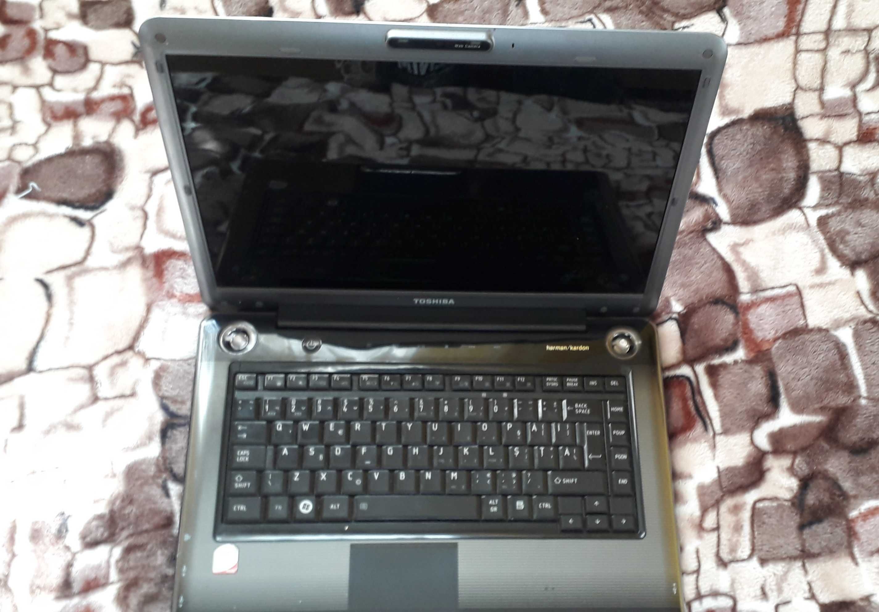 Vand Laptop Toshiba