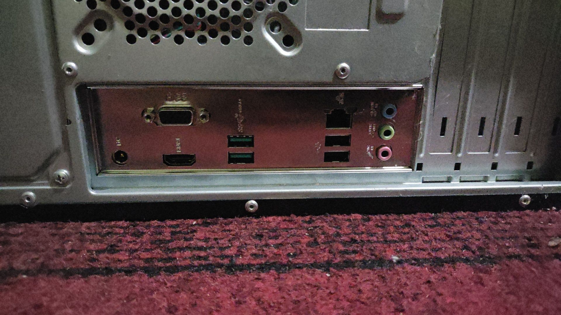 Kompyuter i3 5000u