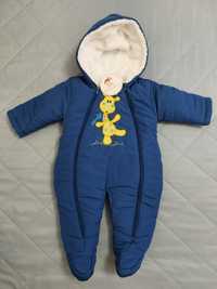 Продавам бебешки зимен космонавт