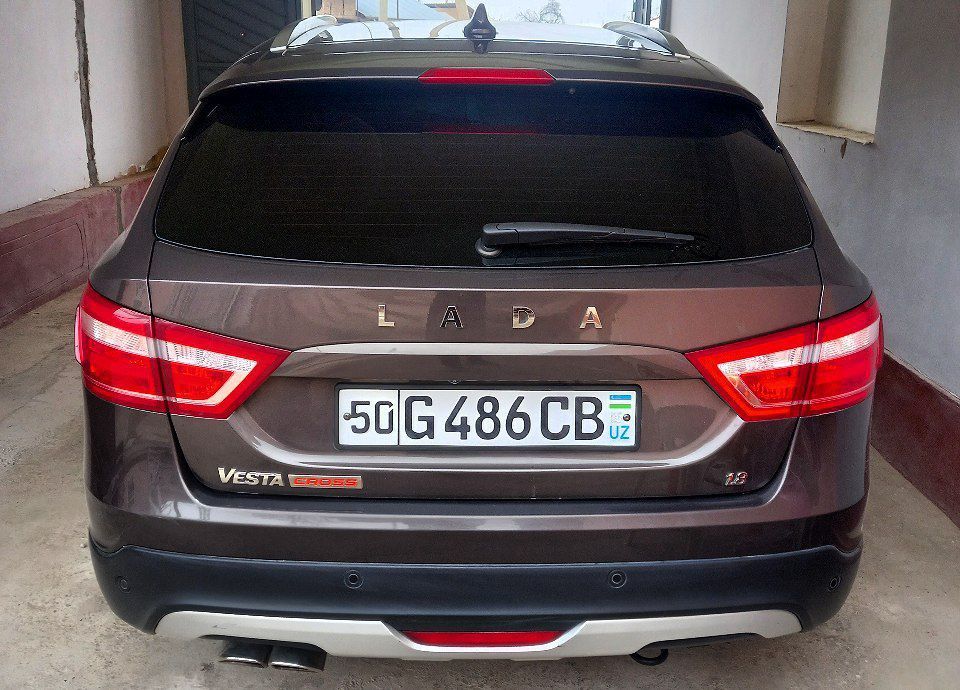 Lada vesta cross