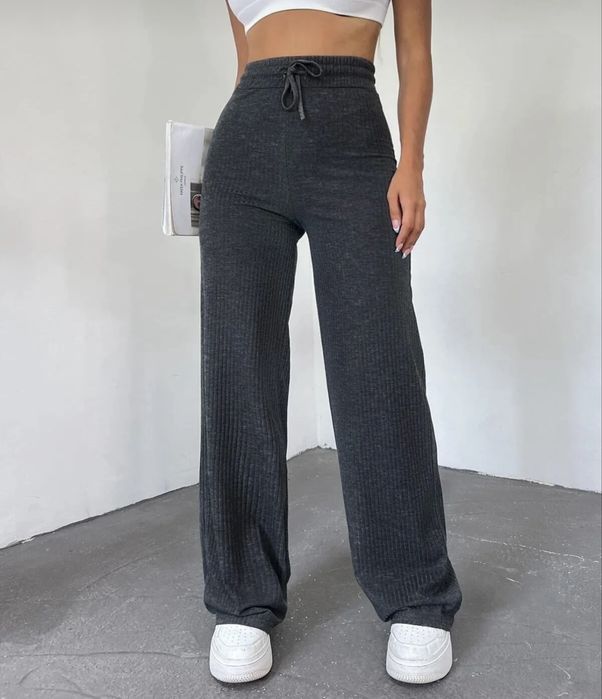 Pantaloni dama S noi