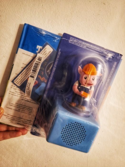 Аудио Приказки (Hachette), Трите Прасенца с колонка и карта