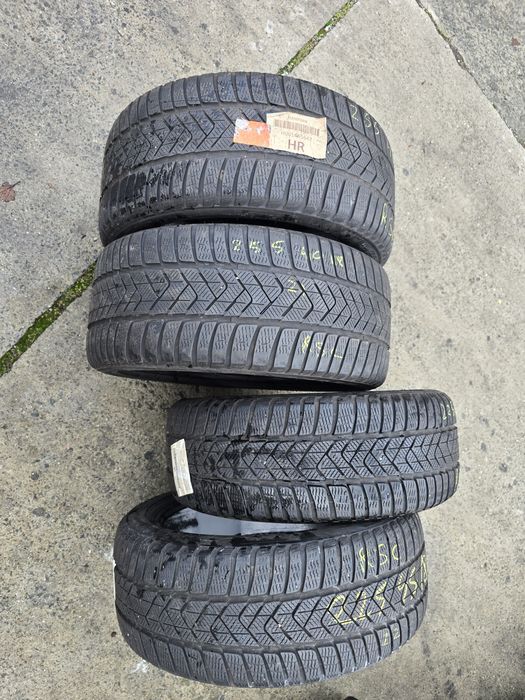 Anvelope iarna 225 45 18 si 255 40 18 Runflat