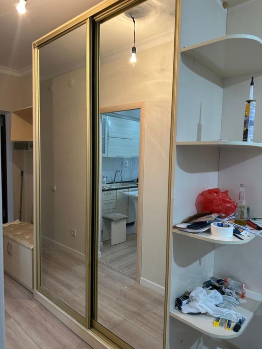 Прихожая мебель широкая