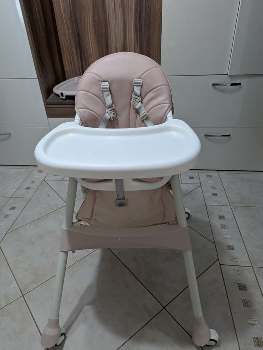 Scaun pentru bebe roz
