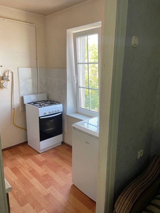 Продаю свою квартиру кирпич ТЦ Парус