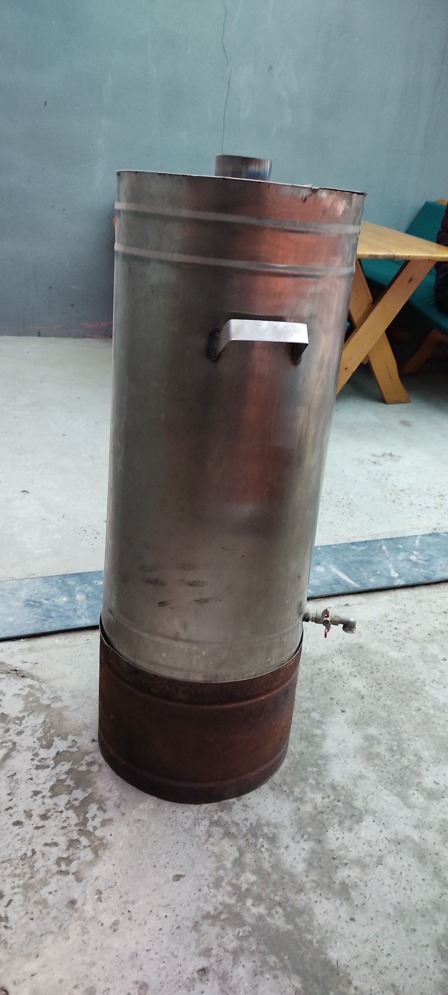 Samovar sotiladi