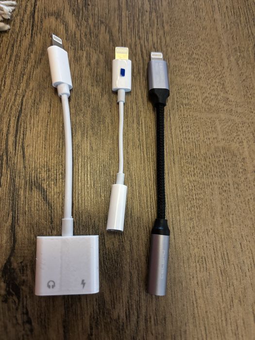 Iphone 12 64 gb  бял