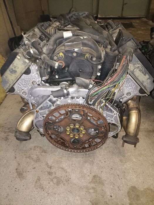 Двигатель бмв  е38 м62 4.4