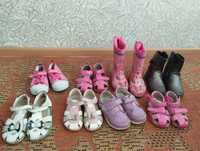 Продам обувь для девочки