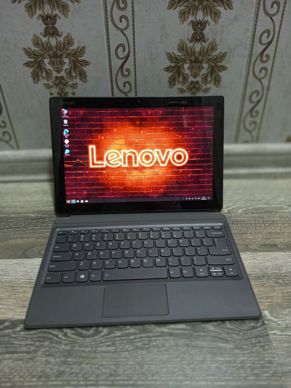 Lenovo i5 8-avlod noutbook hamda planshet