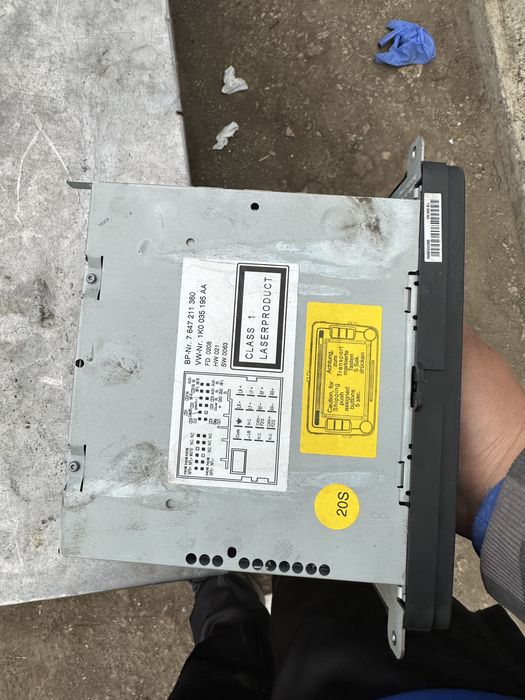 Оригинална медия VW mid Golf Passat TOURAN Sharan 1k0035195 AA