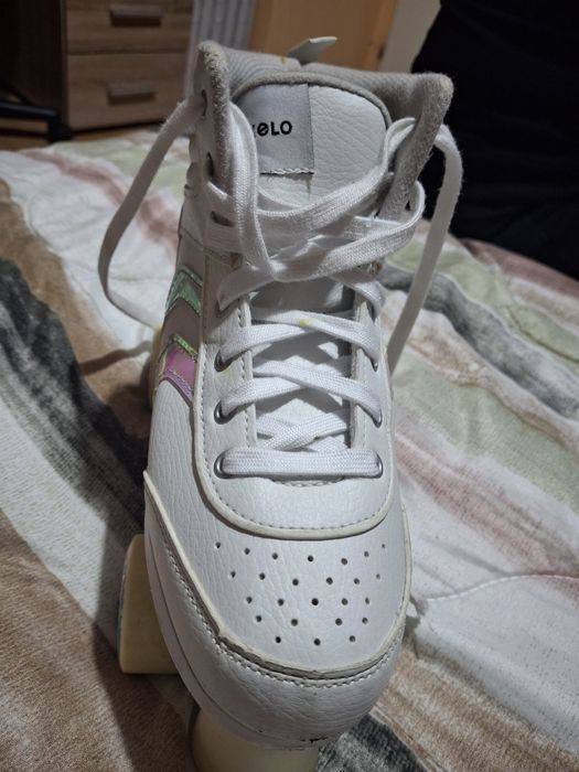 Ролкови кънки  (ролери)