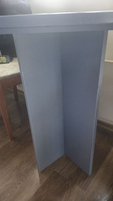 Маса и стол  общо 65 лв