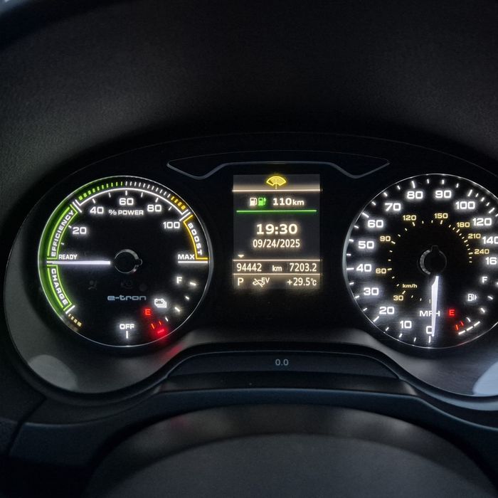Audi A3 hybrid 204 cp PHEV