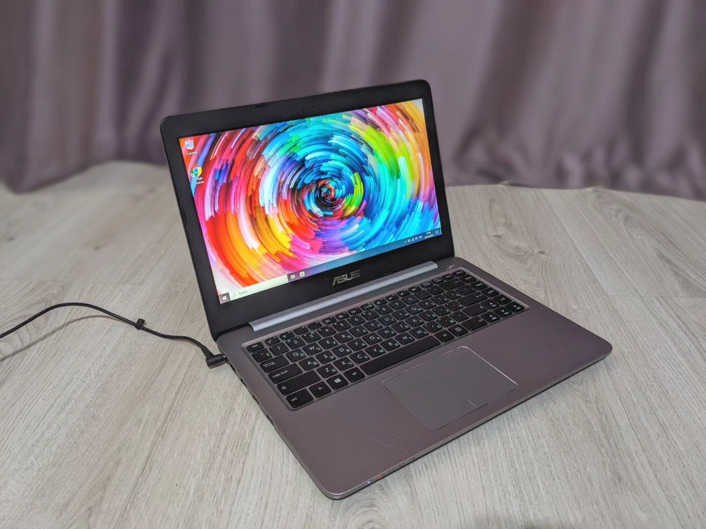 Мощный ноутбук ASUS на Core i5-6200/8GB/500GB
