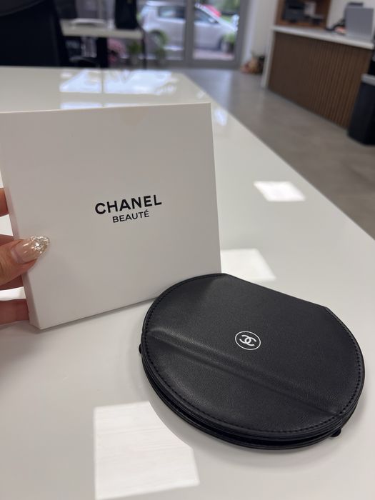 Огледало, травъл вариант