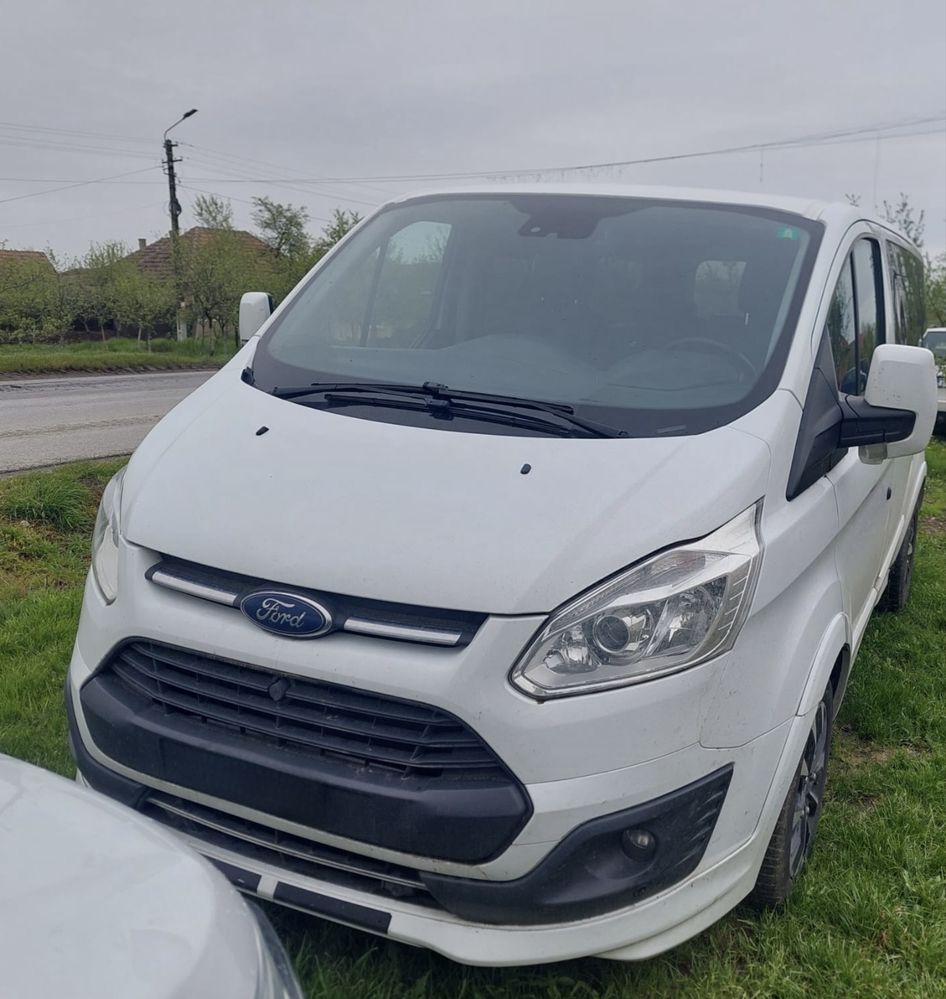 Dezmembrez Ford Tourneo Custom 2017 2.0d 170cp