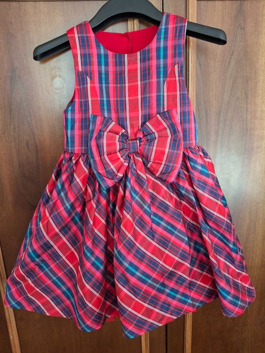 Рокля 128 размер