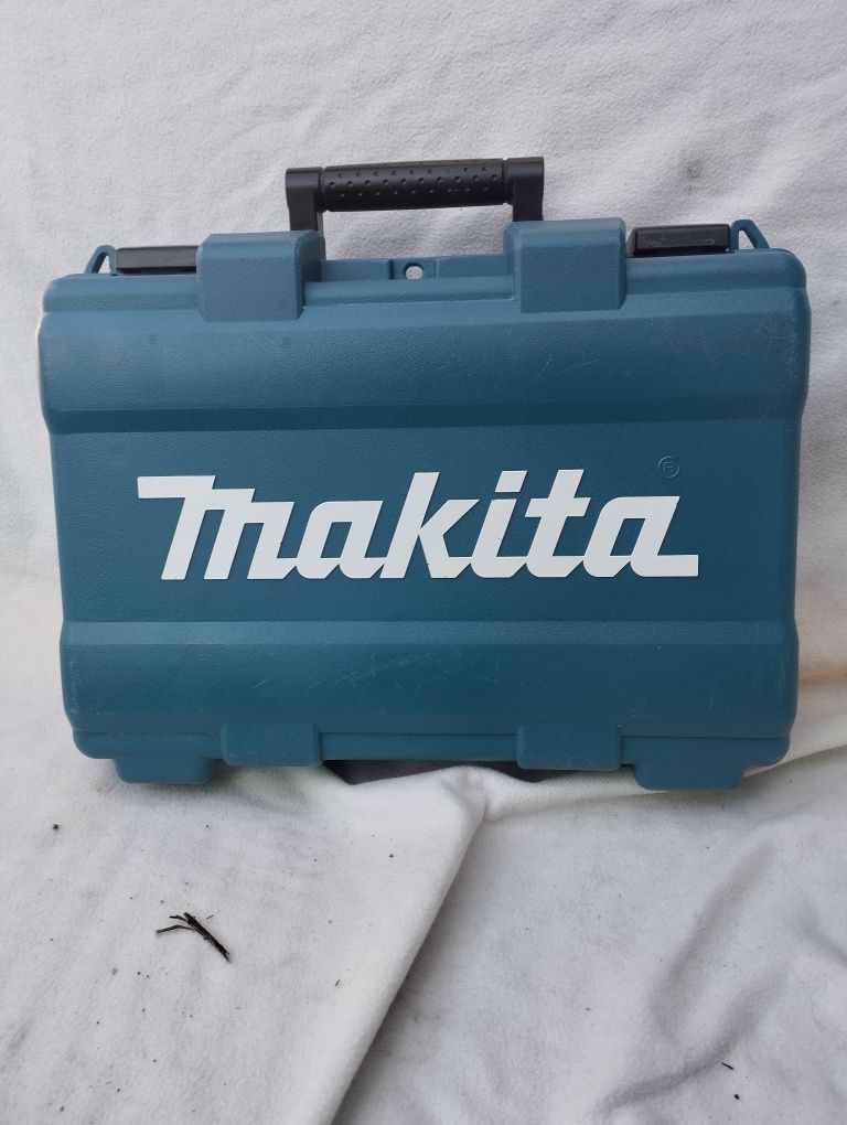 Makita JV101D акумулаторен прободен трион/зеге