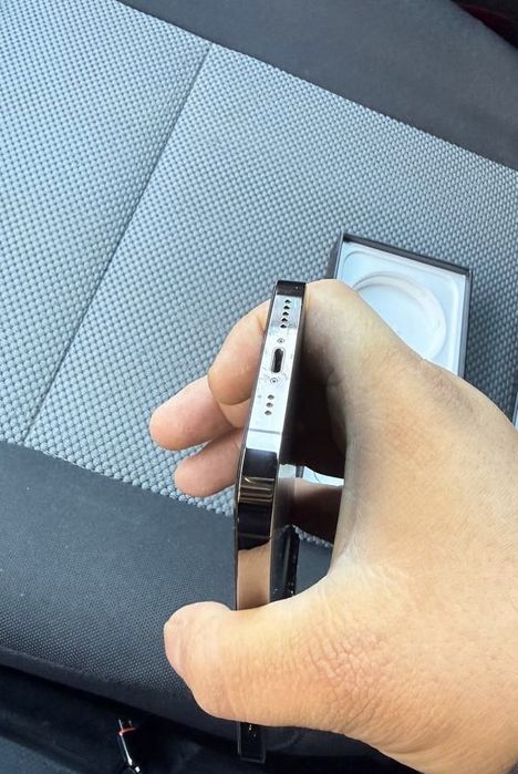 iPhone 13 Pro 256Gb цвет Graphit в идеальном состоянии