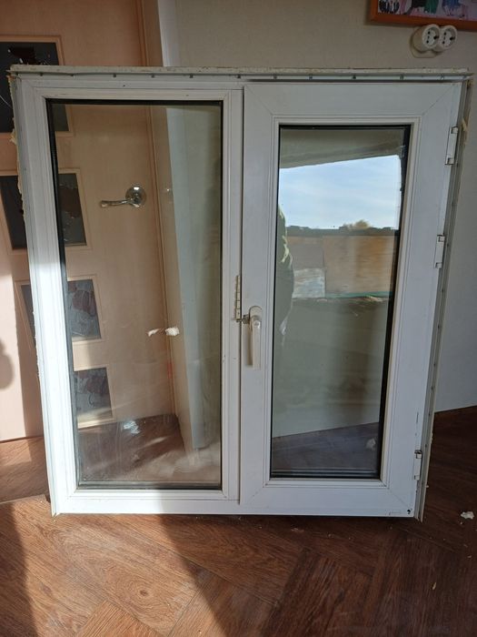 Продам пластиковое окно