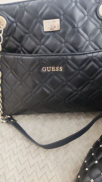 Красиви боти модел Valentino с подарък чанта Guess