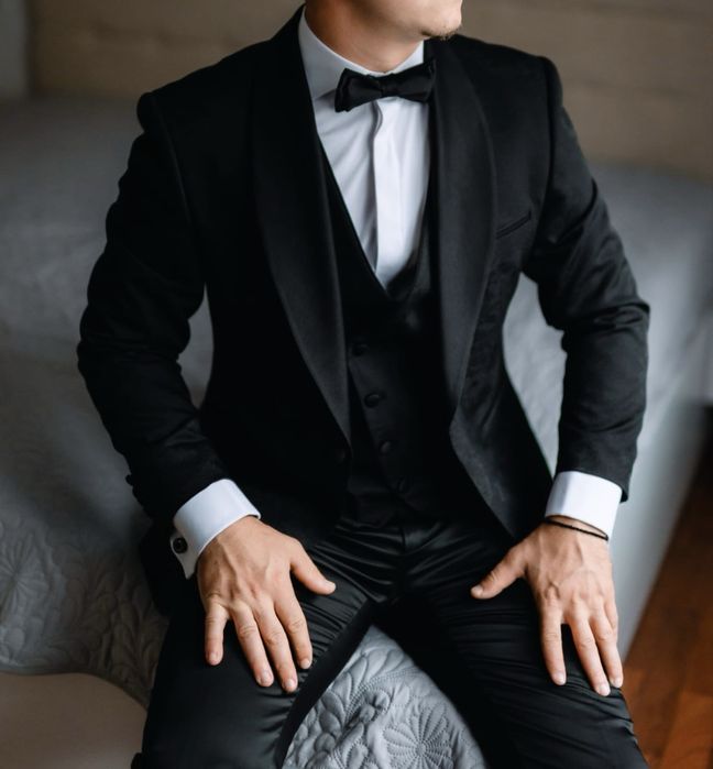 Vând costum nunta Alex fashion