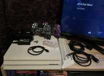 Playstation 4 PRO White с аксесоари / PS4 Pro