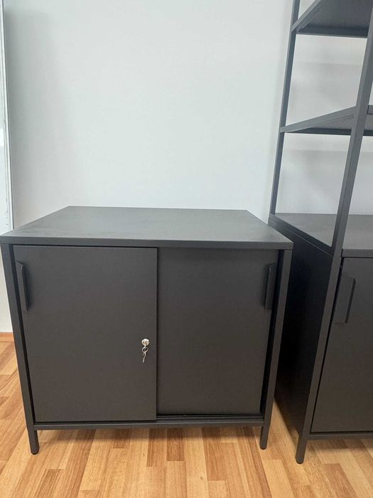 Corp Birou cu usi cu chei
