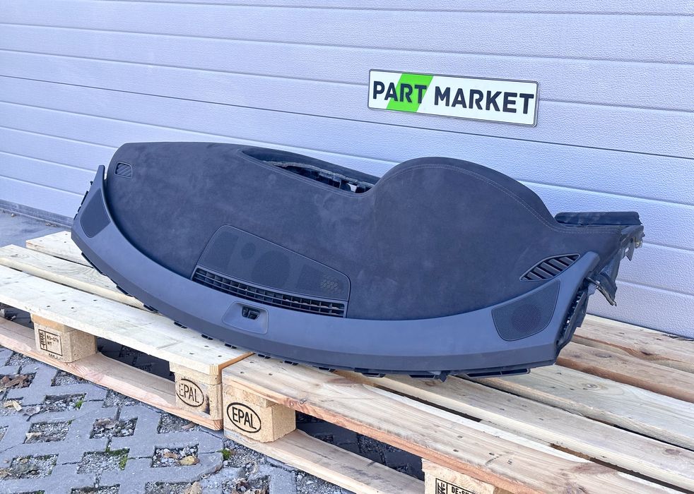 Табло AUDI A7 4G Алканатара