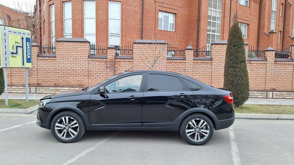 Lada vesta cross