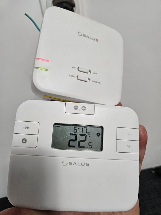 Termostat fara fir salus rt510tx