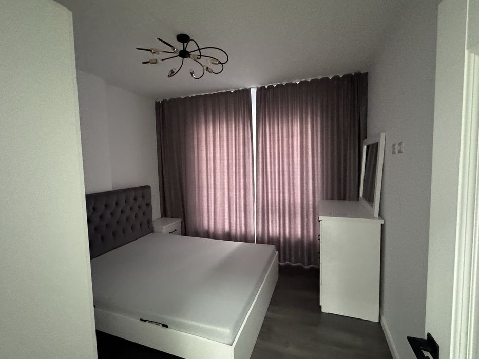 Inchiriez ap cu 3 camere