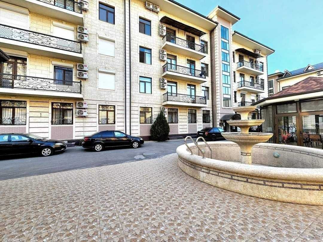 СРОЧНО Продажа 4 комнатная, ул. Нукус, глинка, 124м2, с ремонтом