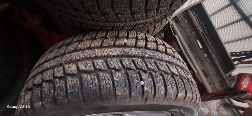 Jante BMW R16 cu cauciucuri de iarna noi