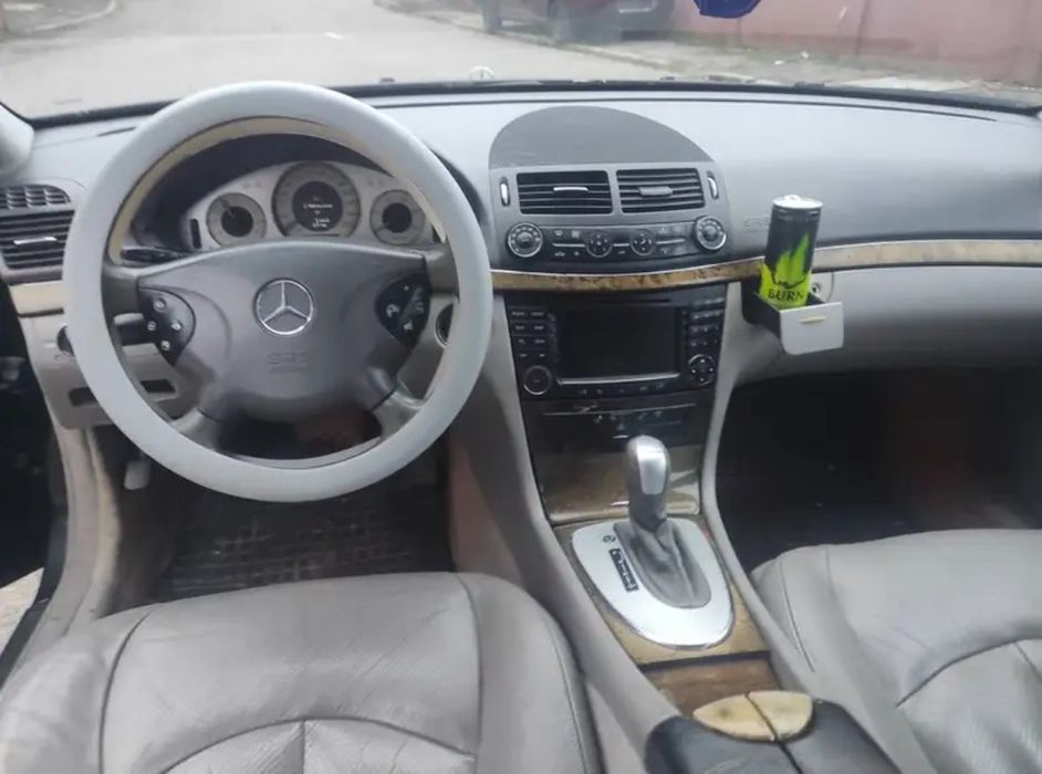 Vând sau schimb Mercedes E class 2.7 diesel