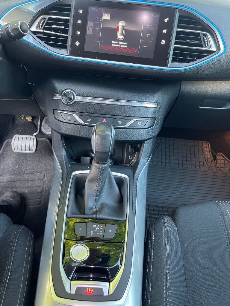 Peugeot 308 2.0 Automat BlueHdi 150cp