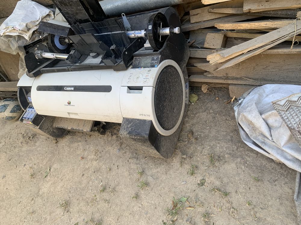 Canon printir aparat katta qog’ozlar uchun