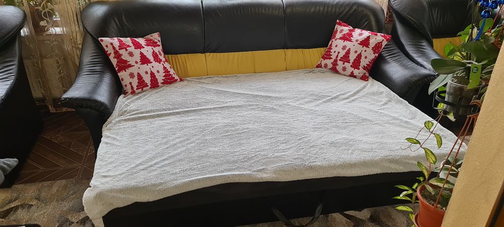 Canapea extensibila 2+1