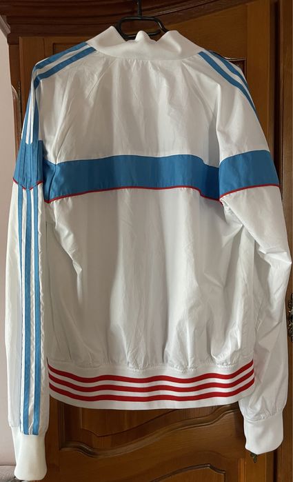 Vand foita Adidas