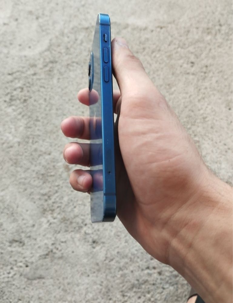 Iphone 12 64gb.