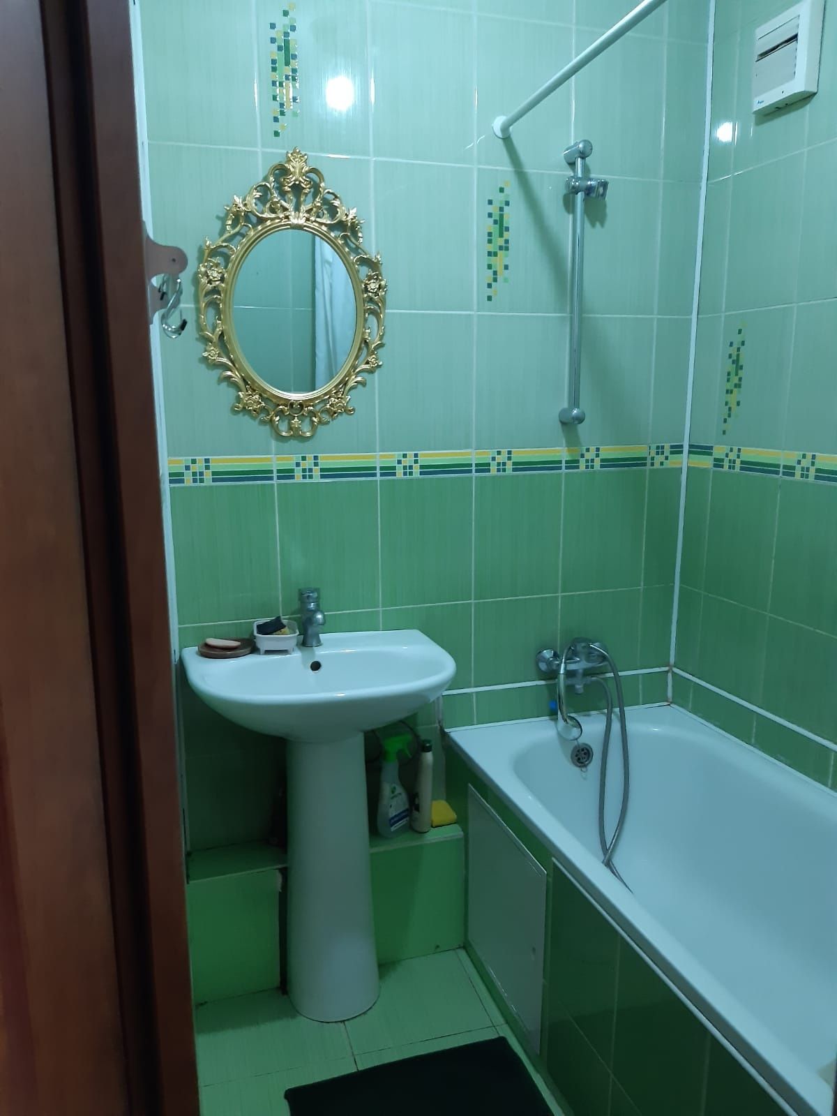Сдам 1ком. квартиру в центре.
