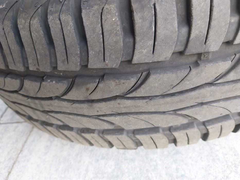 Jante tablă + Anvelope vară 175/65 R14.