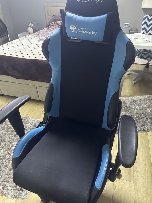Scaun Gaming impecabil